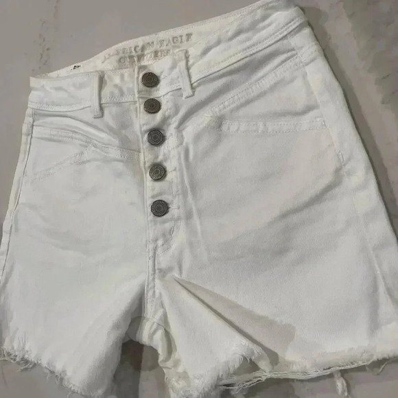 American Eagle White Button Fly Jean Shorts Stretch Hi Rise Festival Women’s 6 - Picture 2 of 9